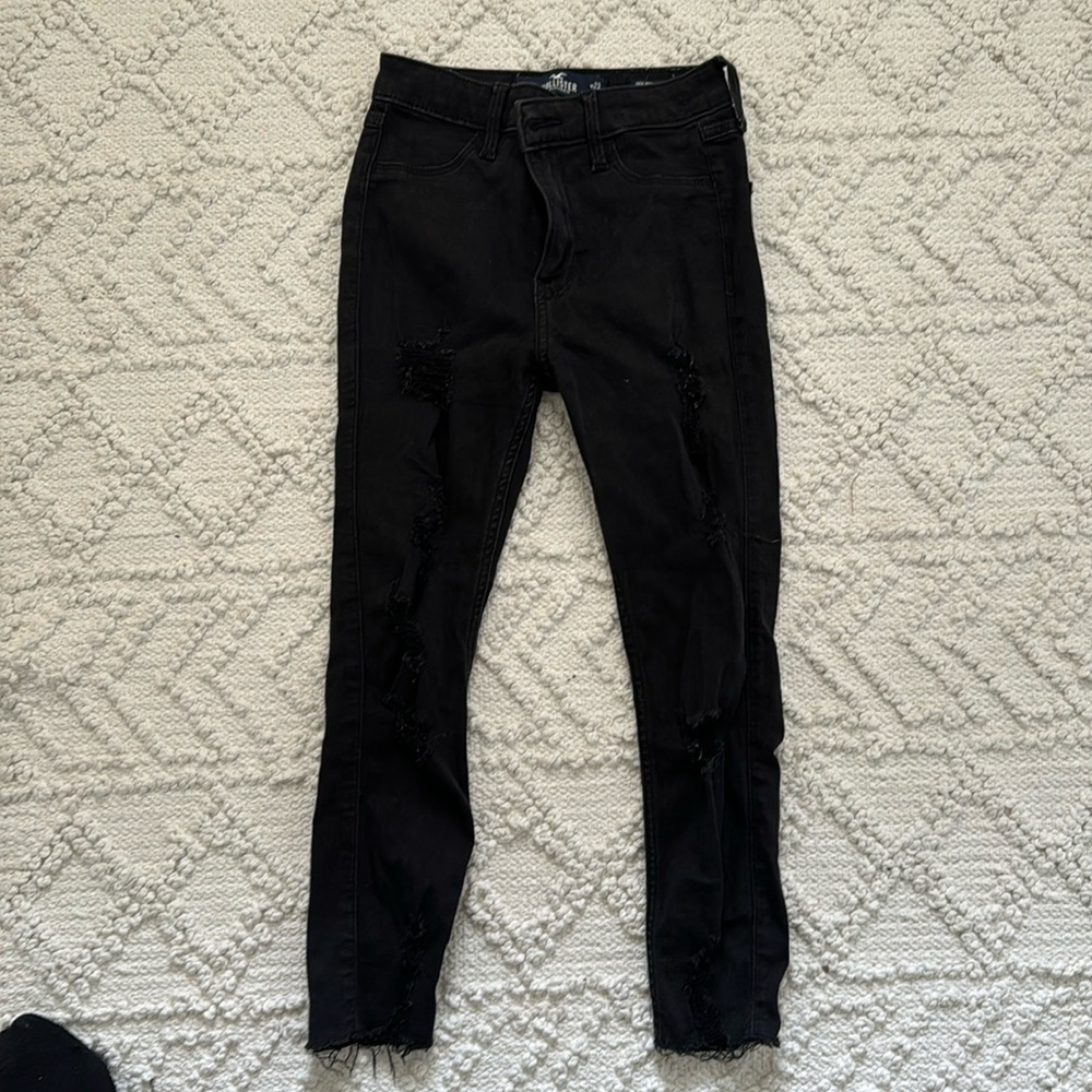 00 black hollister skinny jeans